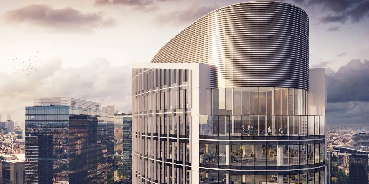 Installation photovoltaïque au sommet de la tour Möbius I