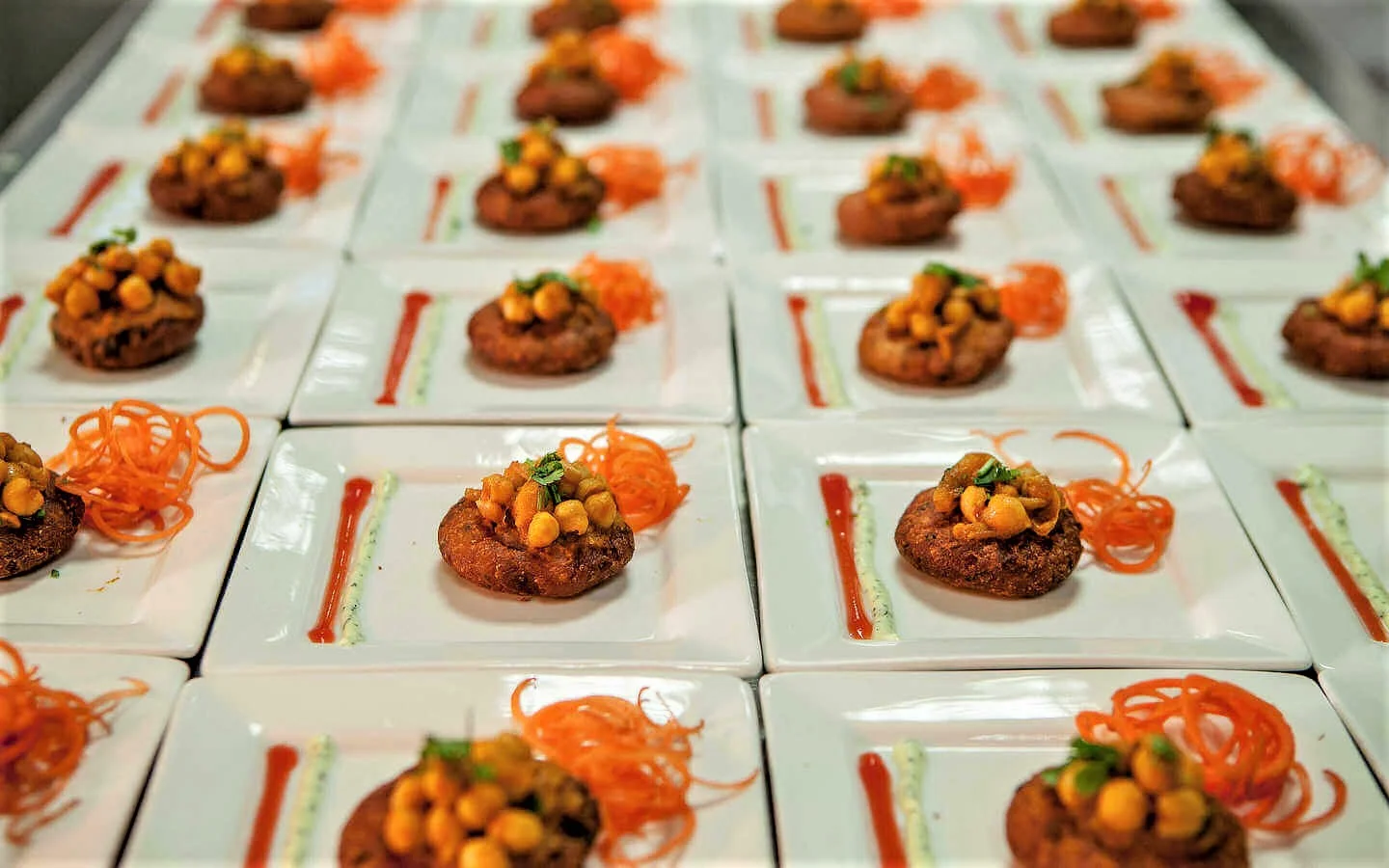 slide-cateringstarters.jpg