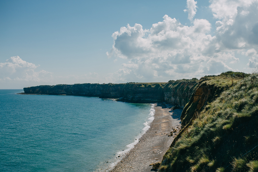 042-france-normandy-british-usa-world-war-ii-troops-beach-water.jpg