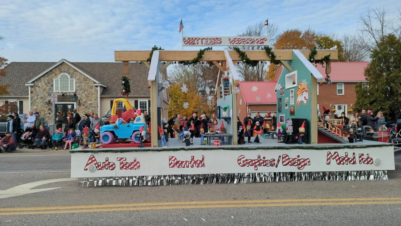 Homecoming Float Decorating Ideas | Shelly Lighting