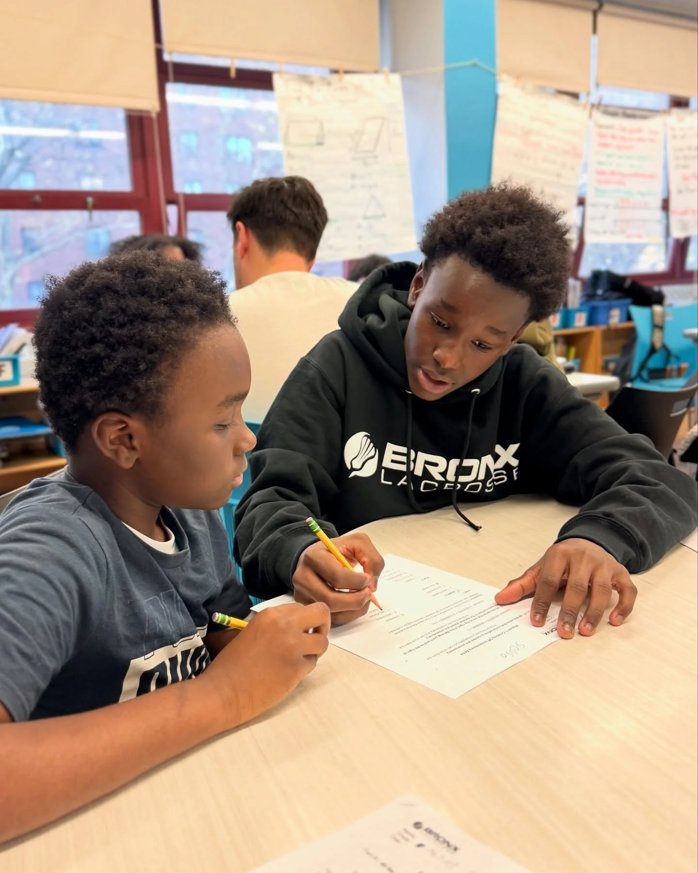 Student to Student. Teammate to Teammate.

We lift each other up.

We learn and grow together.