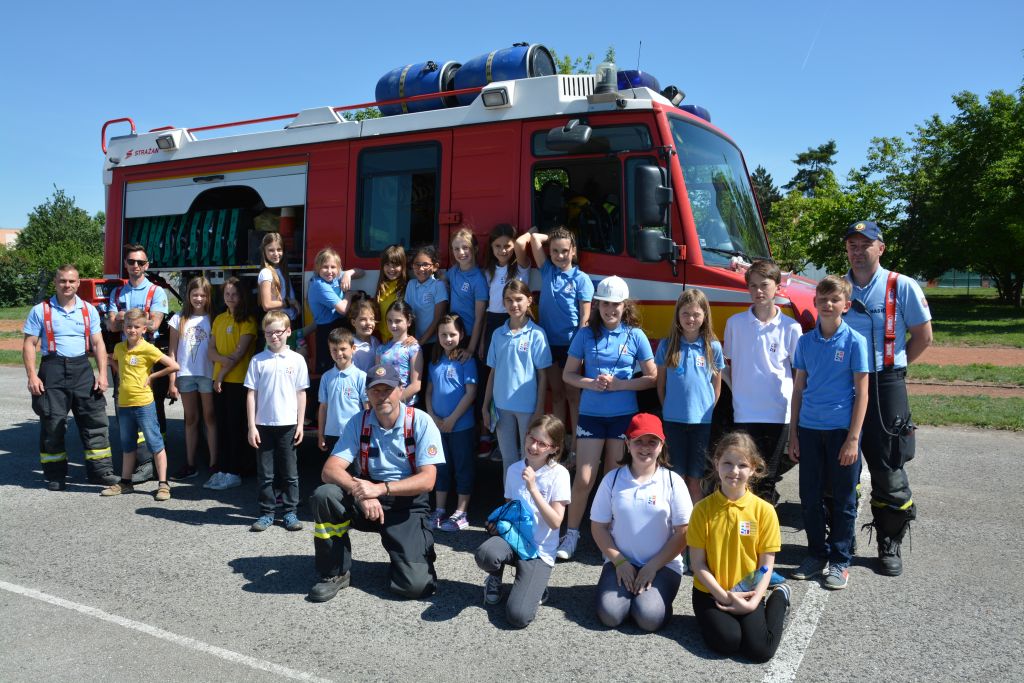 Fire and emergency department in school club