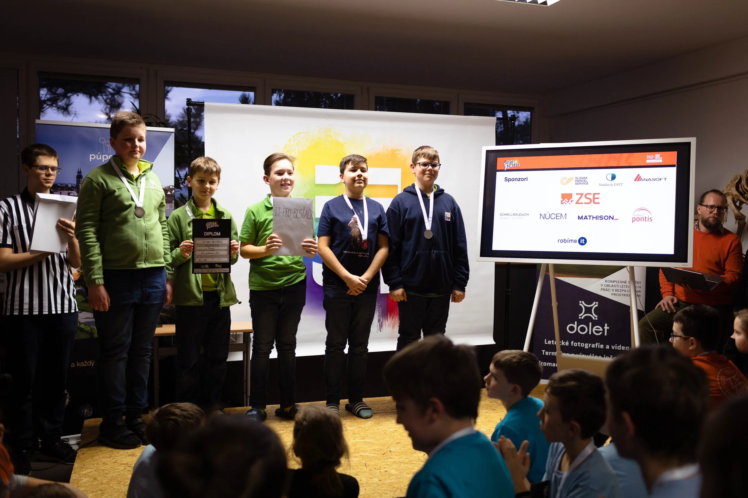 FLL-201.jpg