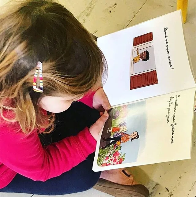 👹 Confinement et écrans, les meilleurs ennemis ! Voici quelques conseils pour que ce soit un peu moins la guerre 😅 ⠀
⠀ 🥁 Rythmez les temps de travail et de divertissement, avec et sans écran.⠀ ⠀
👨‍👩‍👧‍👦 Evitez l'effet "babysitter". Au lieu de 