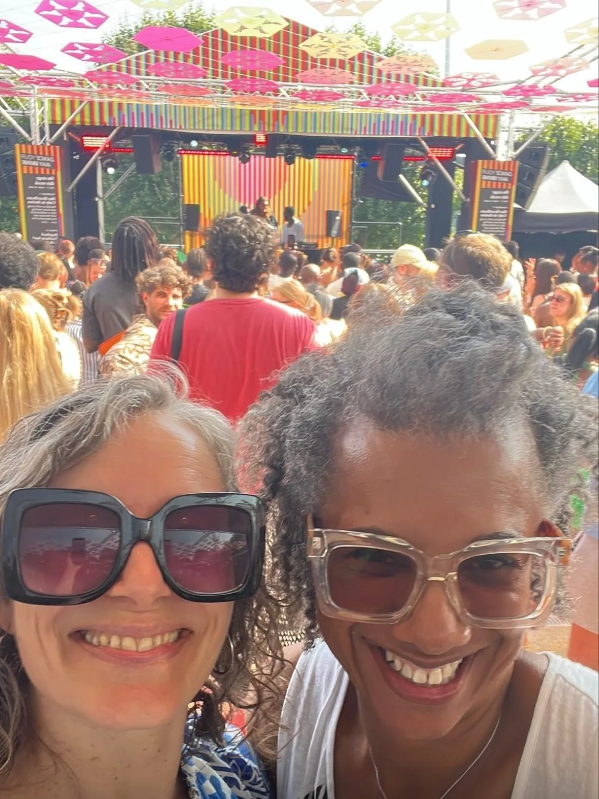 💃🏼as January closes I&rsquo;m calling in more dancing in 2026&hellip; 

Dancing is:
medecine and resistance
release for my grief, lament, rage 
embracing pure joy, euphoria, expansive reimagining 

After dancing I feel fortified, healed, bold andre