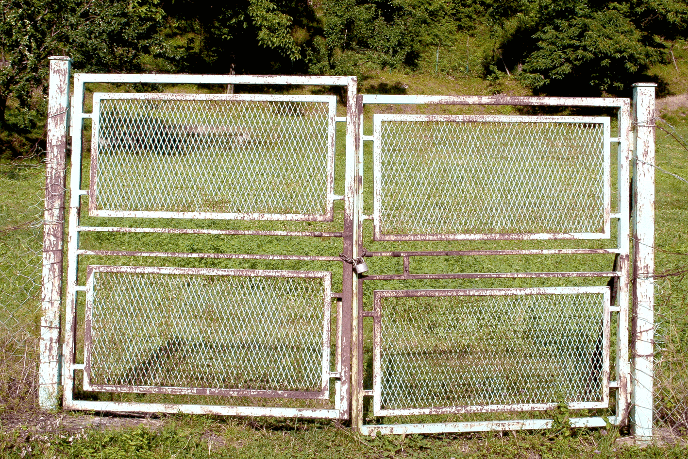 Gate to Nowhere 1
