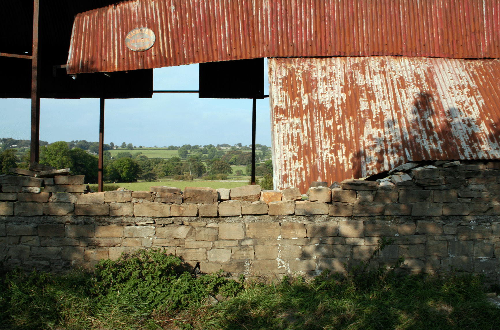 Dilapidated Barn near Middleham