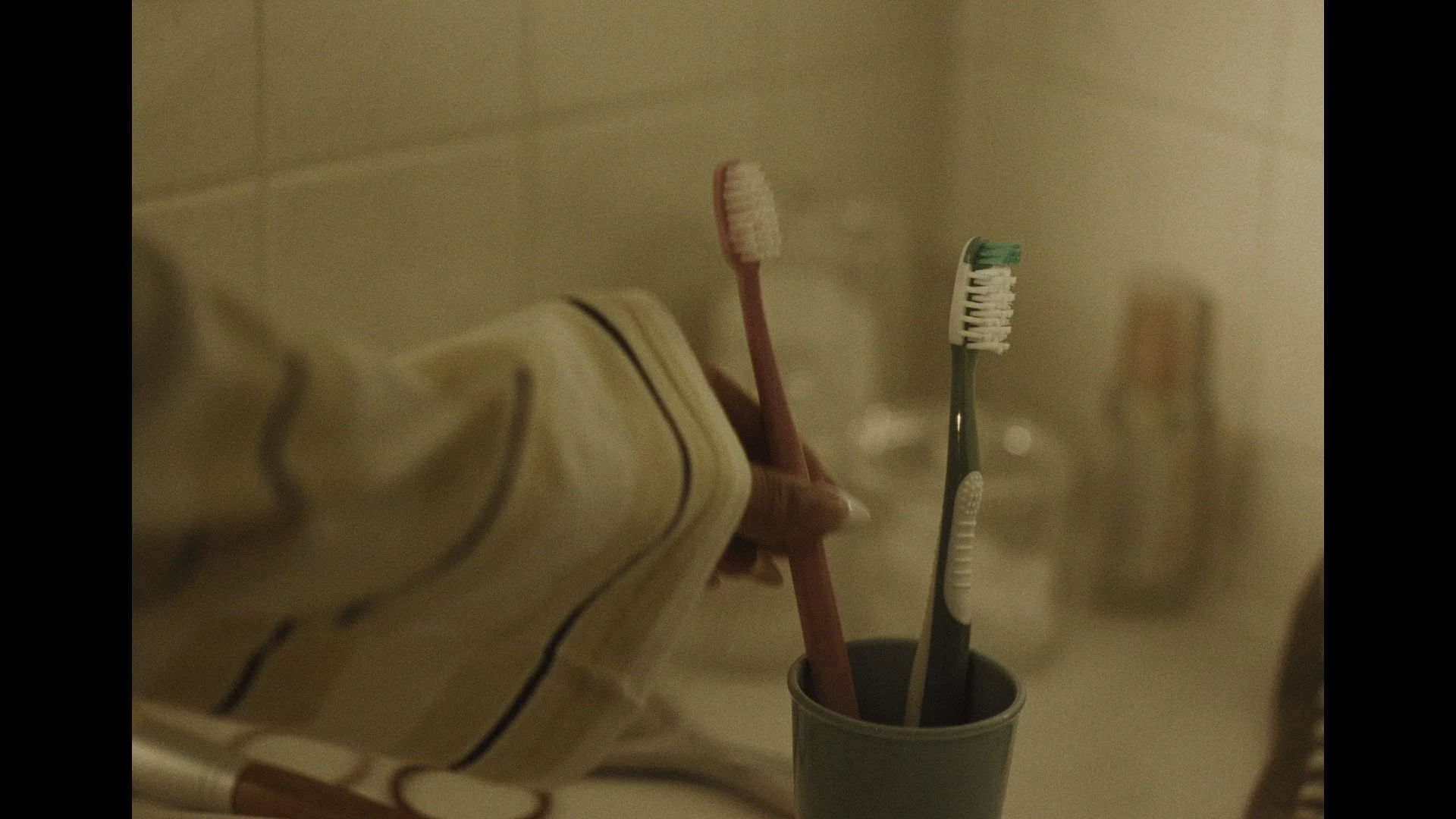 Bell toothbrush 2.jpg