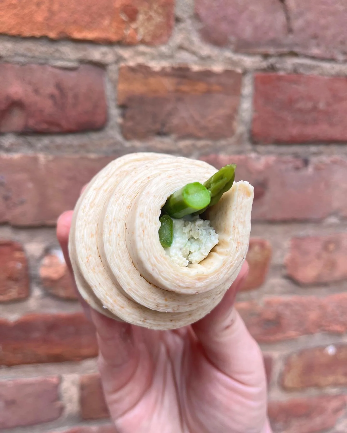 SPRING CONT…. asparagus manchego croissants through the weekend. 🦜 plus more rhubarb and strawberries, duh! see you there! 💚