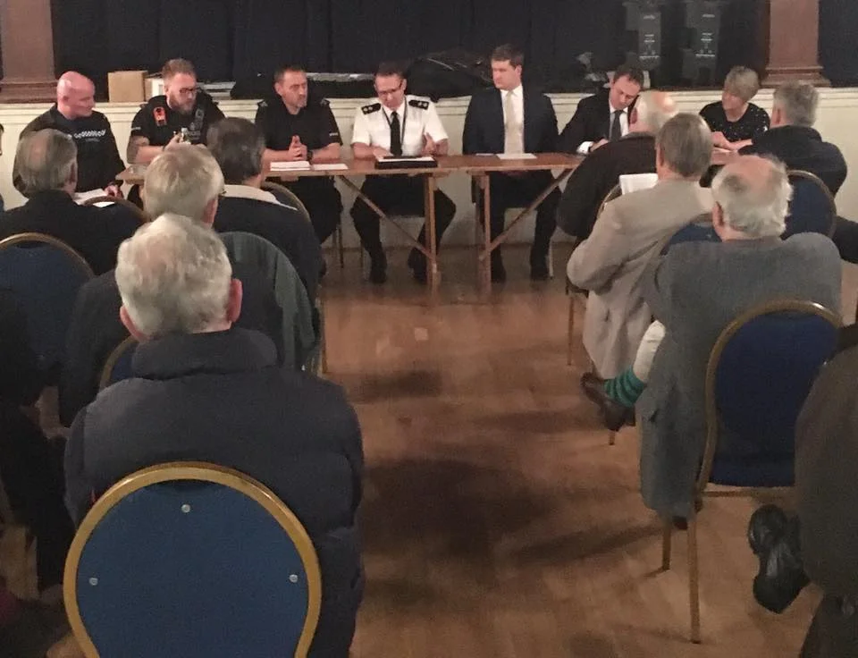 As soon as my flight landed from Ireland, I was back to Penshurst where I was pleased to join Cllr Sue Coleman, Matthew Scott - our excellent Police and Crime Commissioner, and representatives from Kent Police at a public meeting organised by Sue about rural policing tonight. We discussed on lots of issues including the role of PCSOs, issues with rural crime and preventing crime too. It was excellent to see so many residents attend to hear how our police force is working so effectively to keep our community safe.