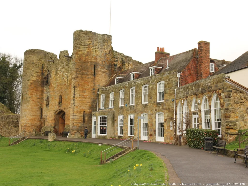 Tonbridge Castle.jpg