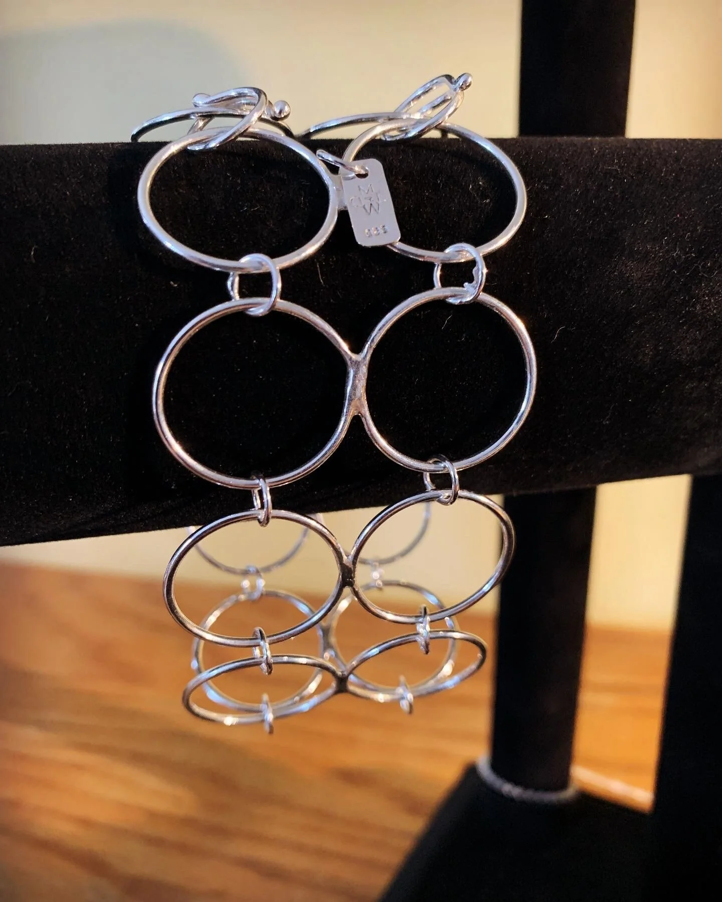 1EF84184-3244-4E6A-9446-D06A5CF4B4DC