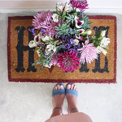 Perfect-Closing-Gifts_Experience_Bouqs-mat.jpg