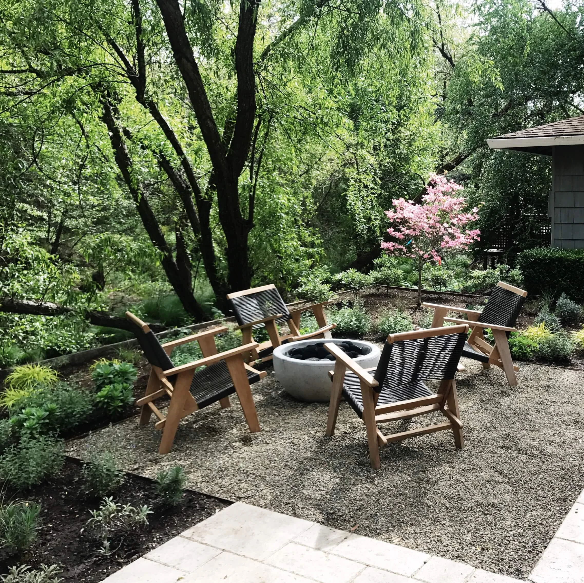 yardkit-firescaping-firepit.jpg