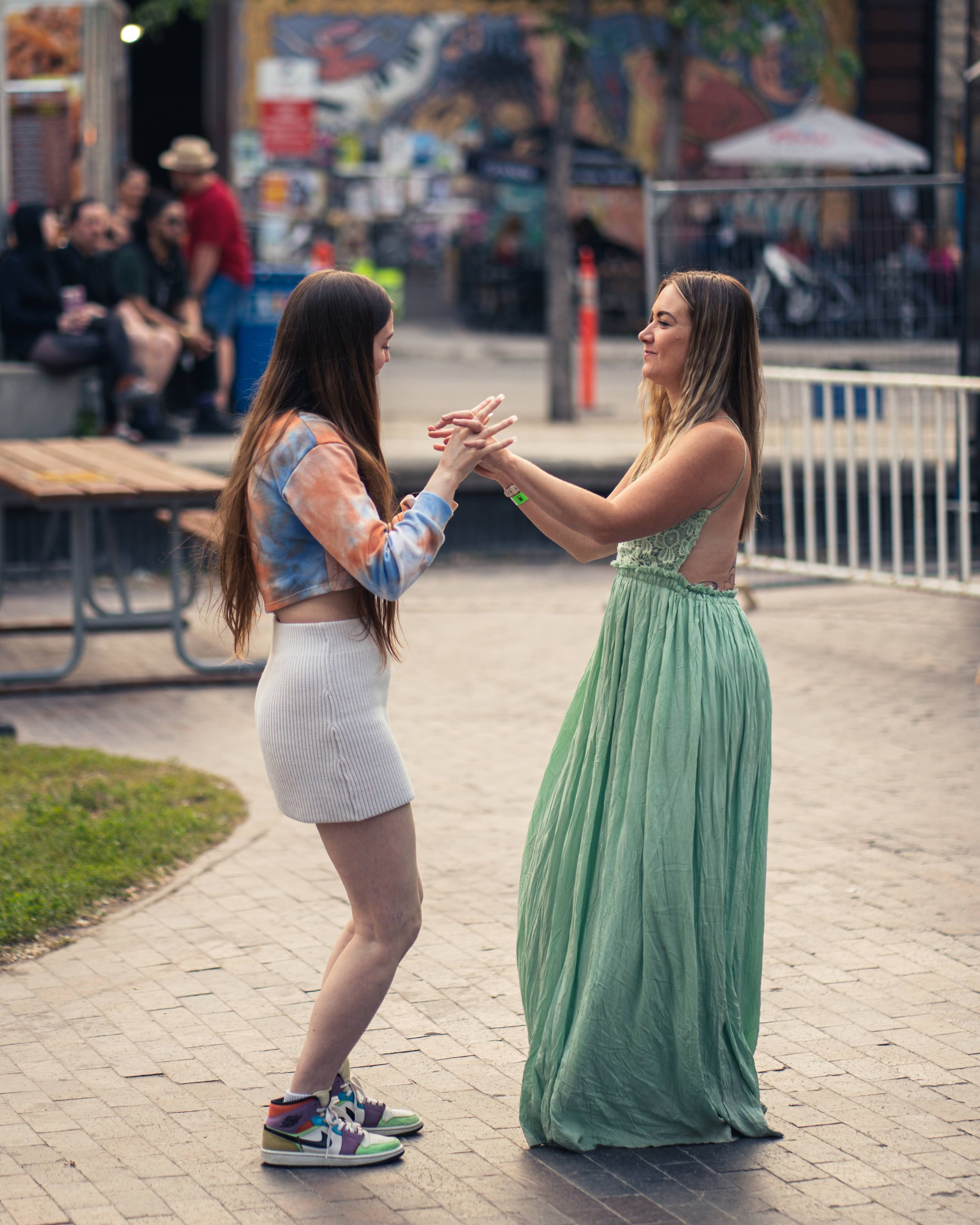 June15_Crowd_OldMarketSquare_JohnMedina_008.jpg