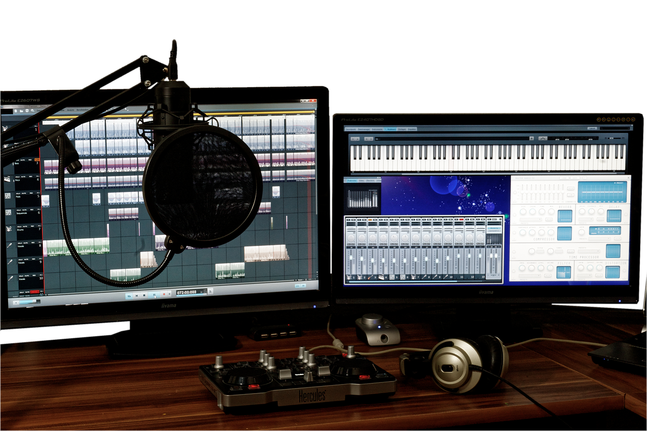 studio-1004158_1280.png