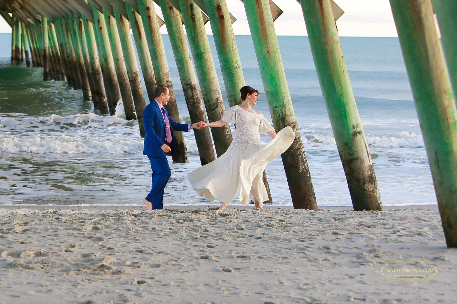 Intimate wedding at Myrtle Beach State Park | First dance pictures under pier