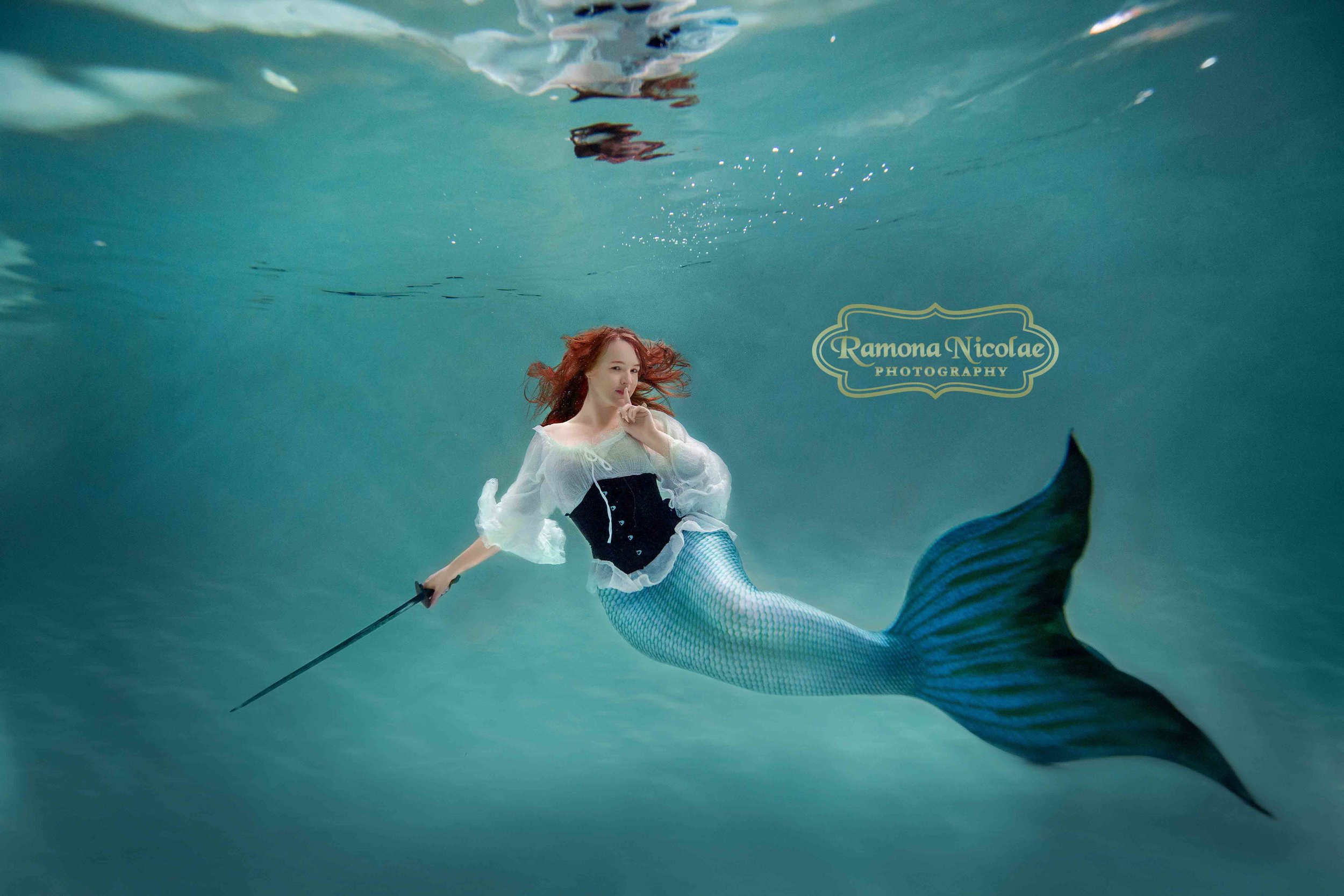picture Real Underwater Mermaid Photoshoot underwater submerged photoshoots