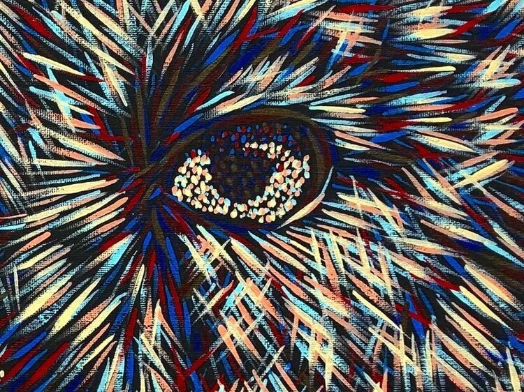 *Detail*