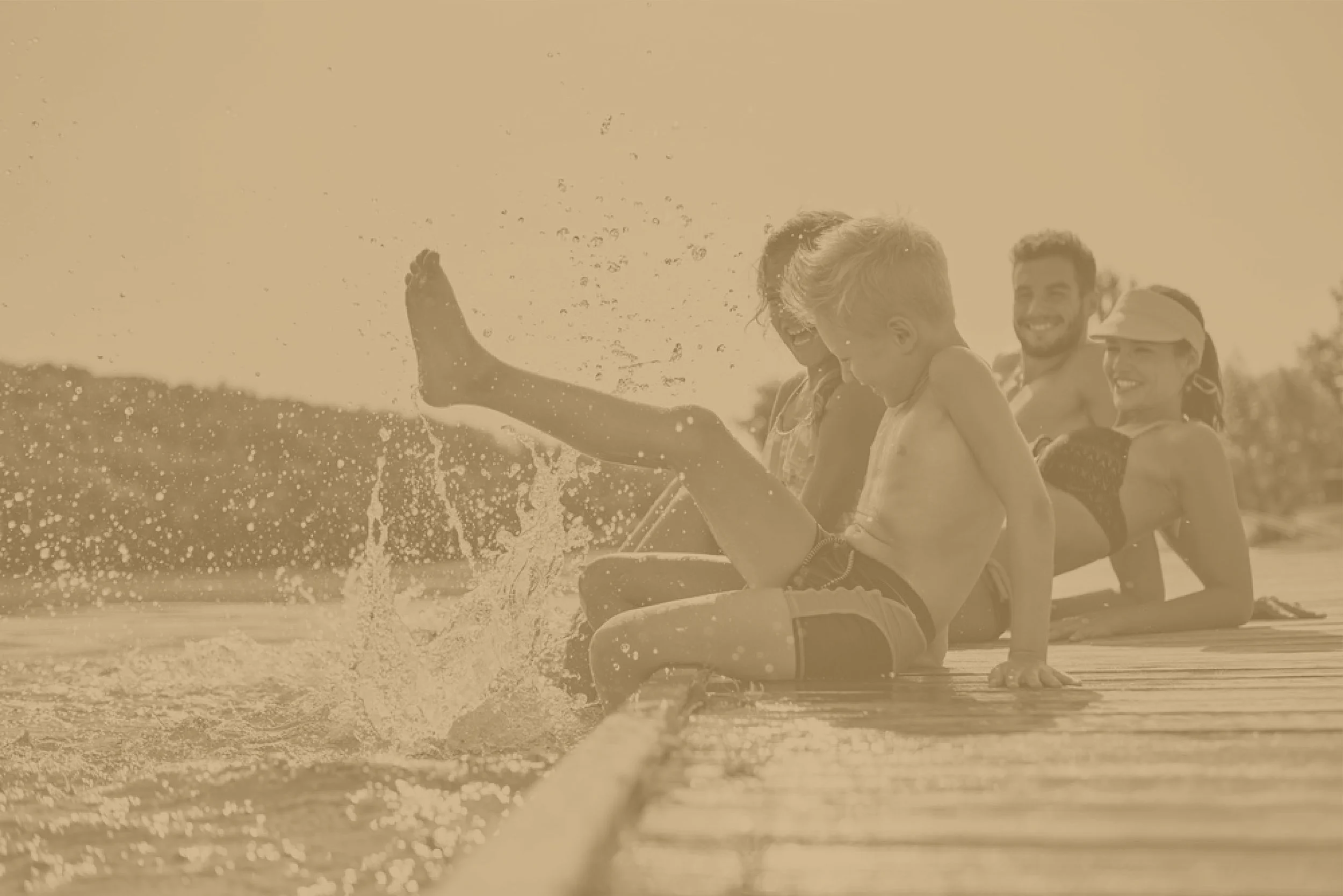 Summer_Family_Gold-01.jpeg