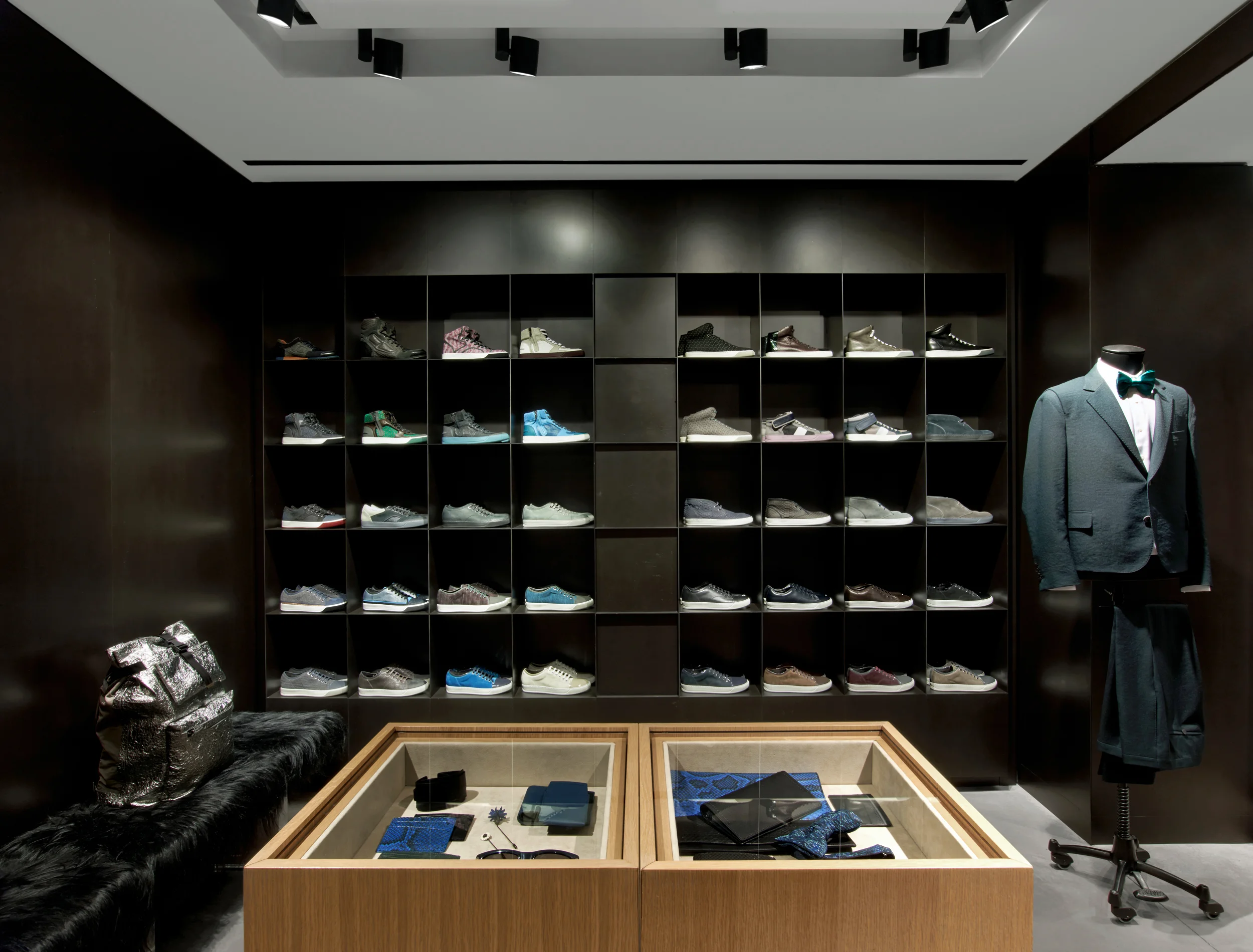  LANVIN Completed at MR Architecture + Decor, P.C. Photography by Eric Laignel  © 2017 McMullen Architecture 