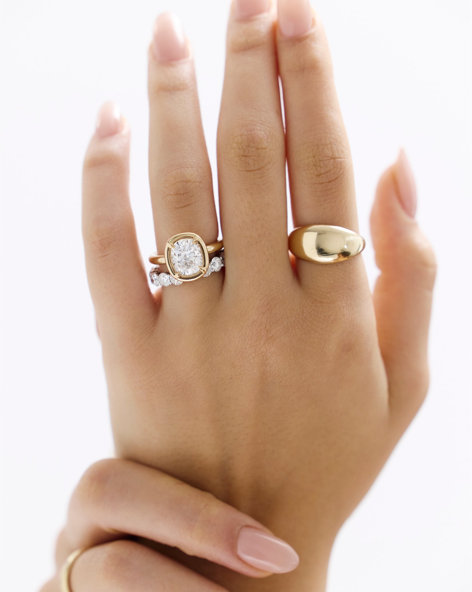 RC_Q2-2025_JUNE-NEW_BRIDAL_BOLD-BEZEL-ENGAGEMENT-RING_6.jpg