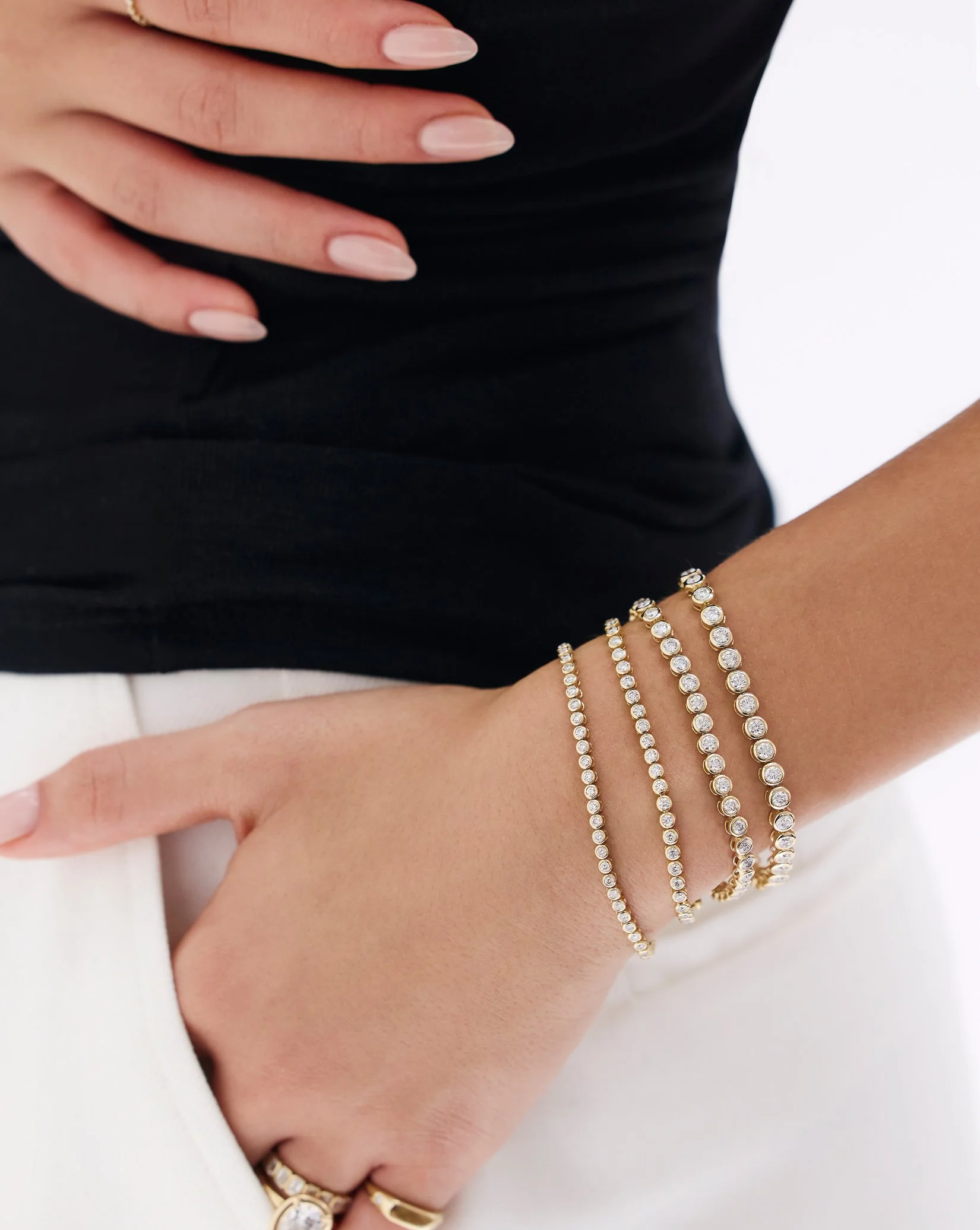 RC_Q3-2025_AUGUST-CORE_BEZEL-CLASSIC-DIAMOND-TENNIS-BRACELET_2.jpg