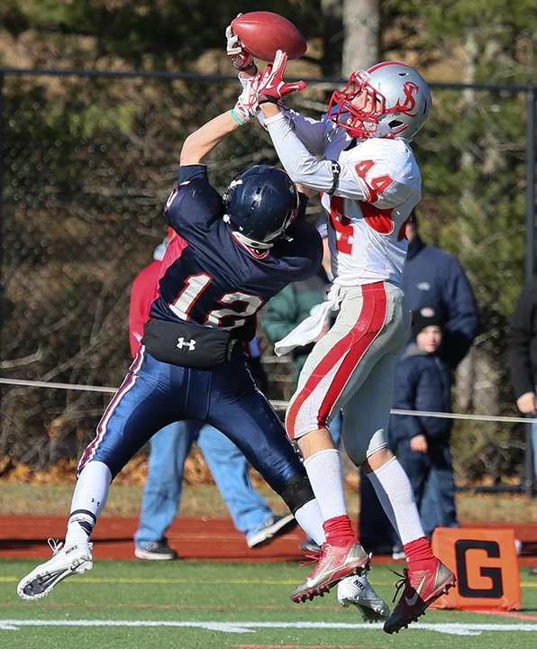 TDAYFBALL_pem king_11_1128.jpg