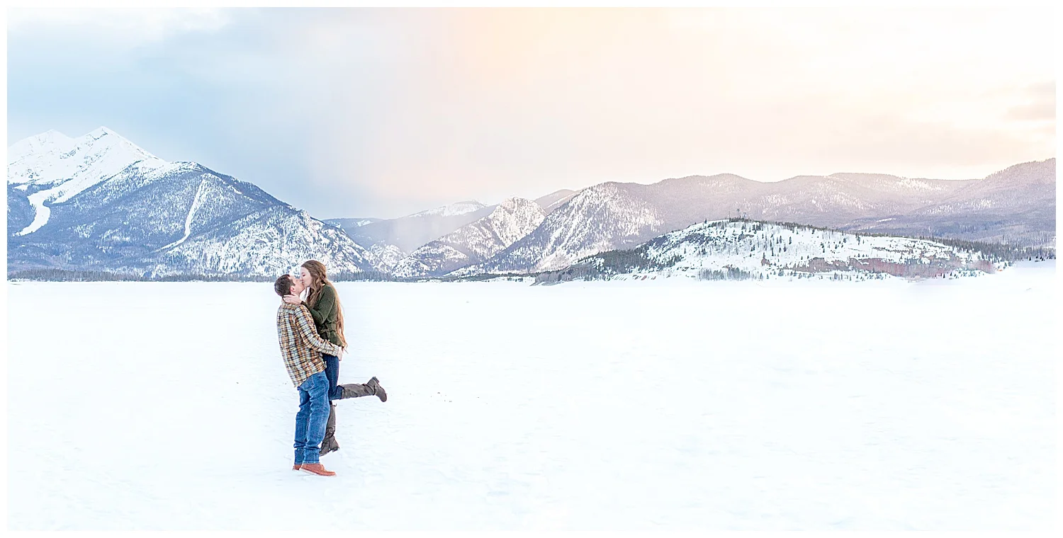 Winter-Breckenridge-Colorado-Engagement-Session_0028.jpg