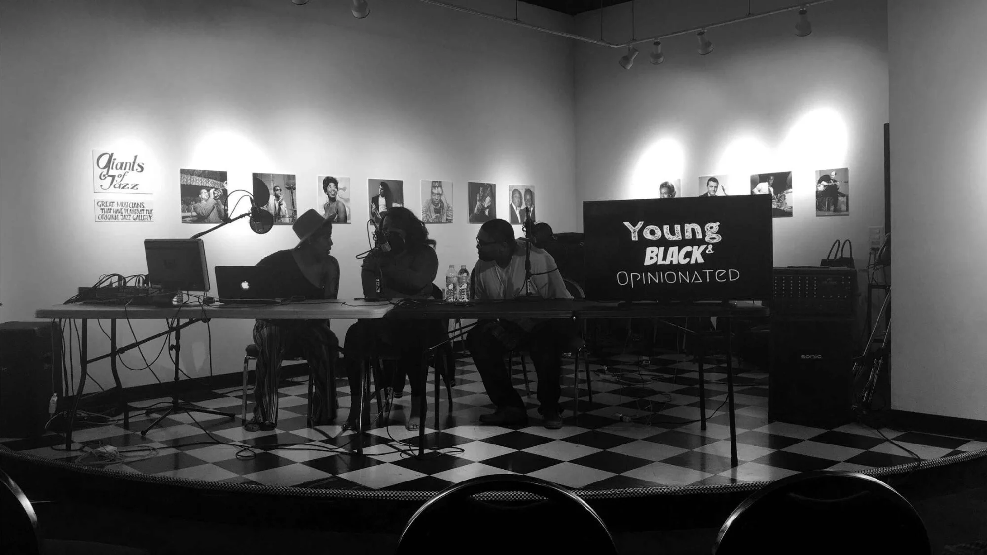 Live show black & white.jpg