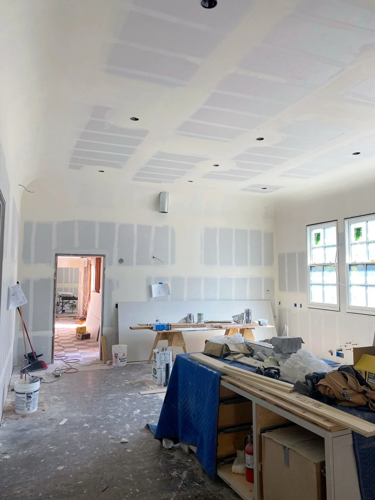 Site visit at our School House project. This 1900&rsquo;s property has presented some unique design challenges, which has certainly kept things interesting! Can&rsquo;t wait to share the final reveal in a few months...⁠
⁠
⁠
#sitevisit #interiordesign