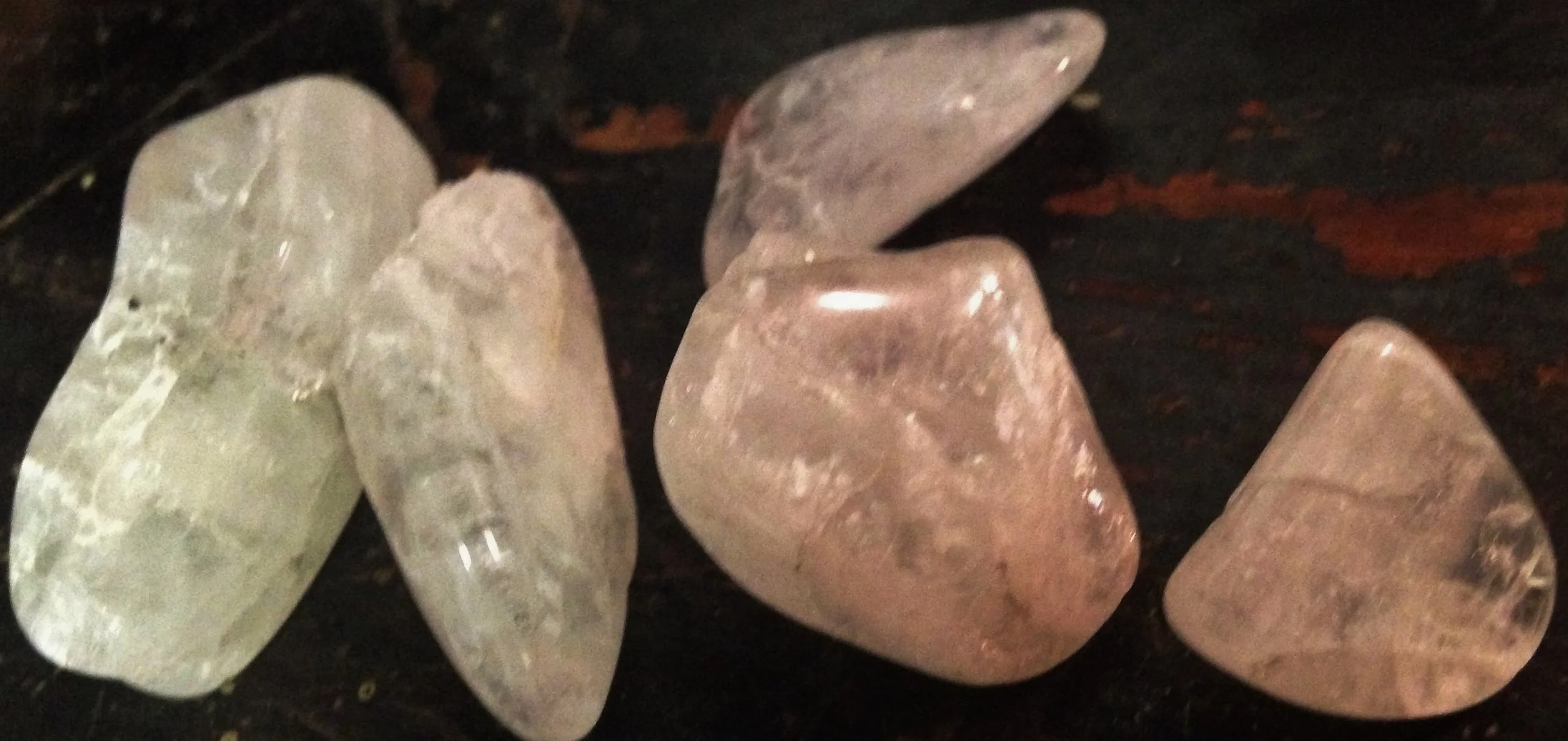 Petalite - tumbled.JPG