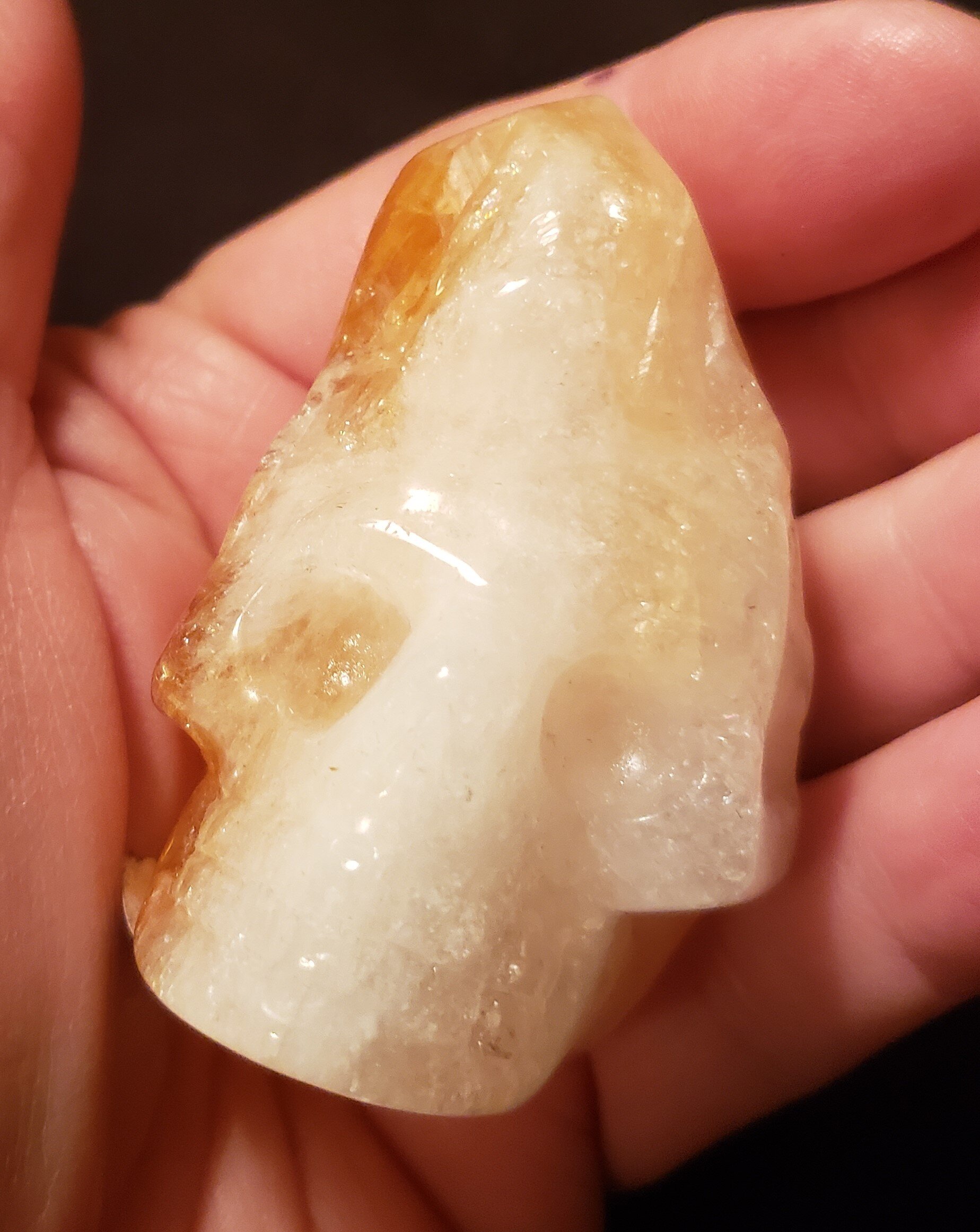 Skull, Carving on Citrine Point, #001