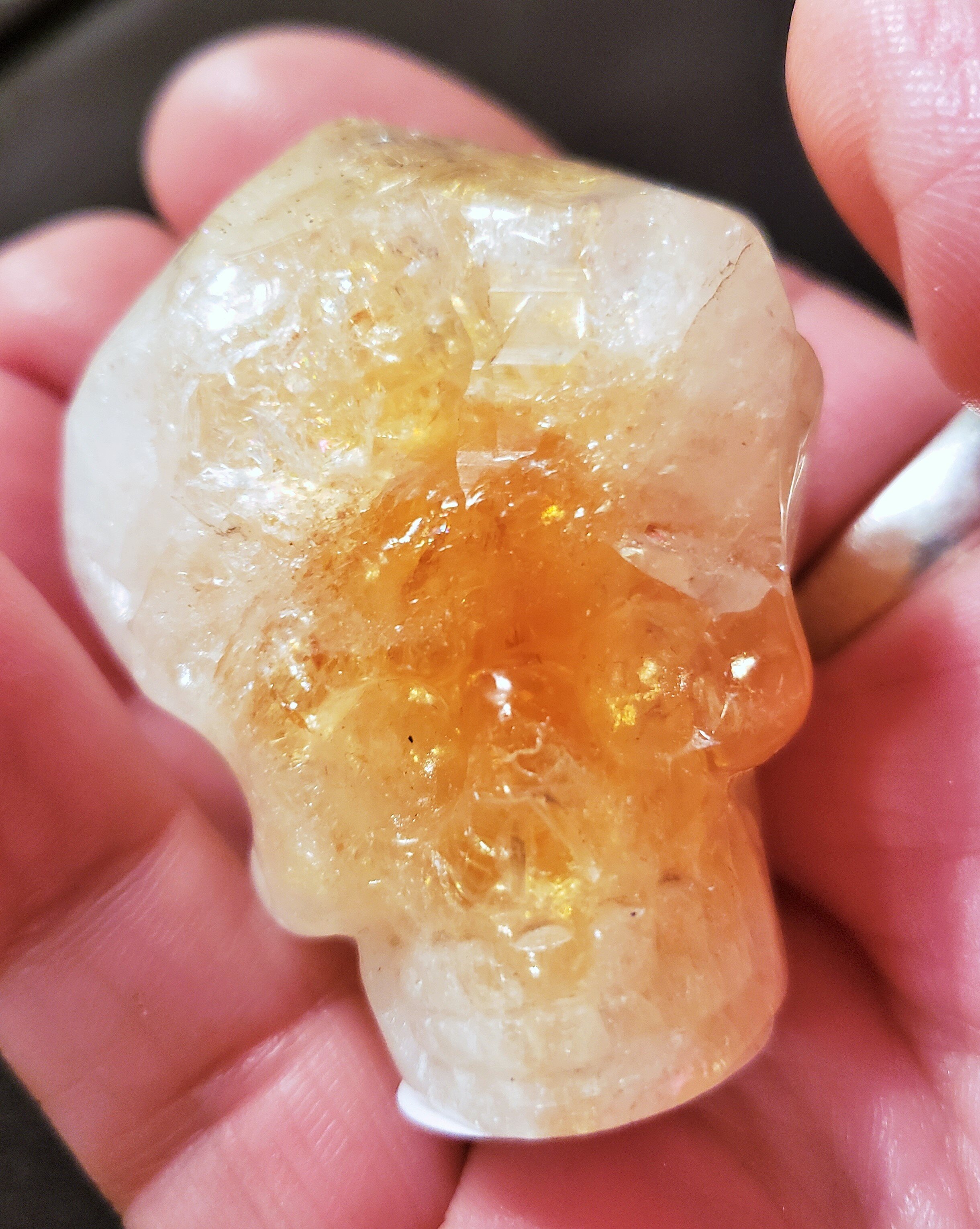 Skull, Carving on Citrine Point, #002