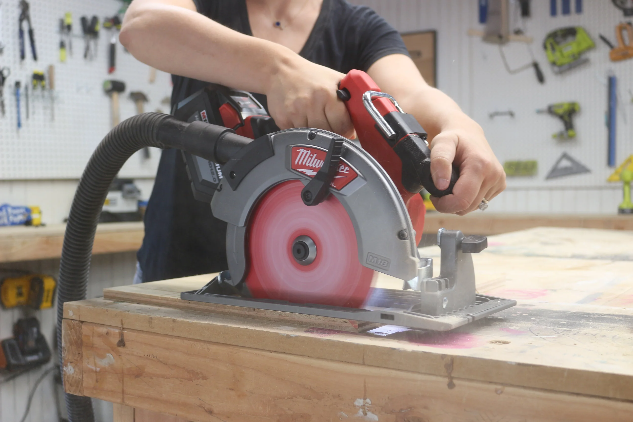 Milwaukee Circular Saw Dust Port 