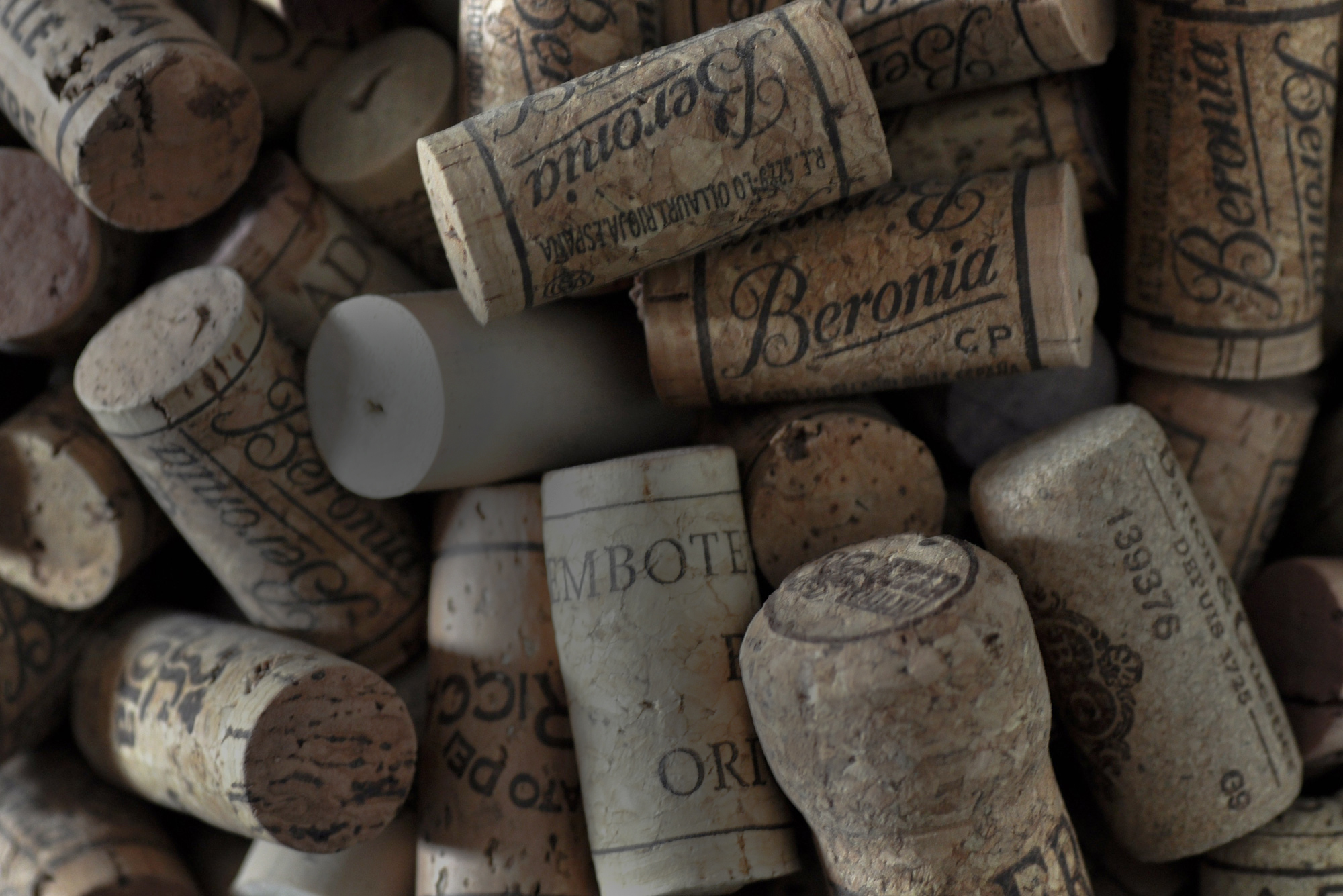 Cork2a.jpg