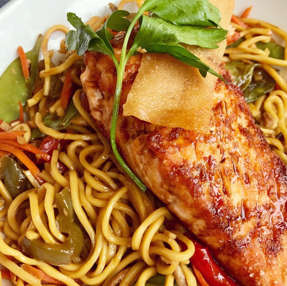 Seared Salmon Lo Mein