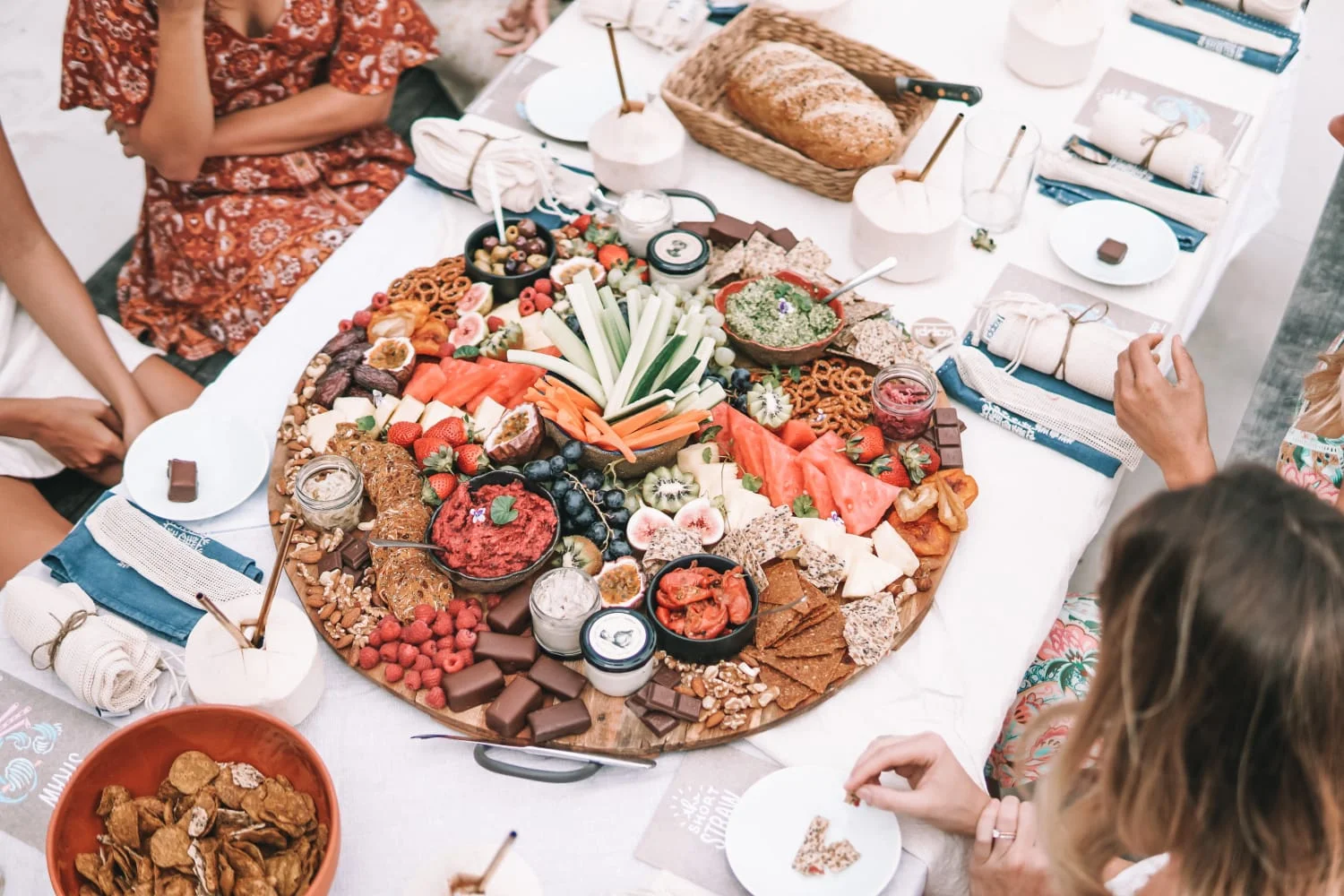 Plastic free, vegan platter for 6-10 for Kappi - reusable vegan-friendly products