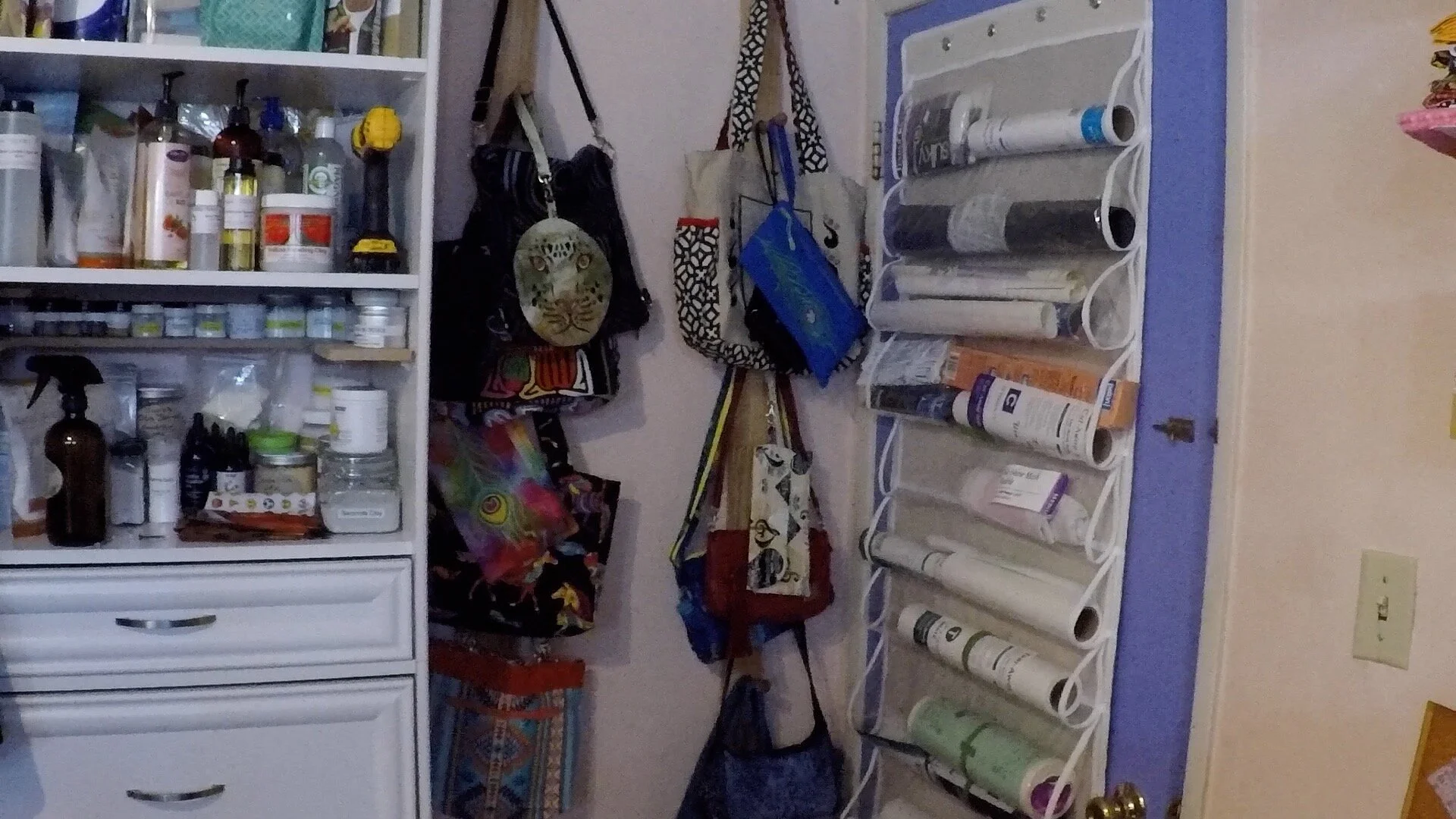 The Purse Hanger