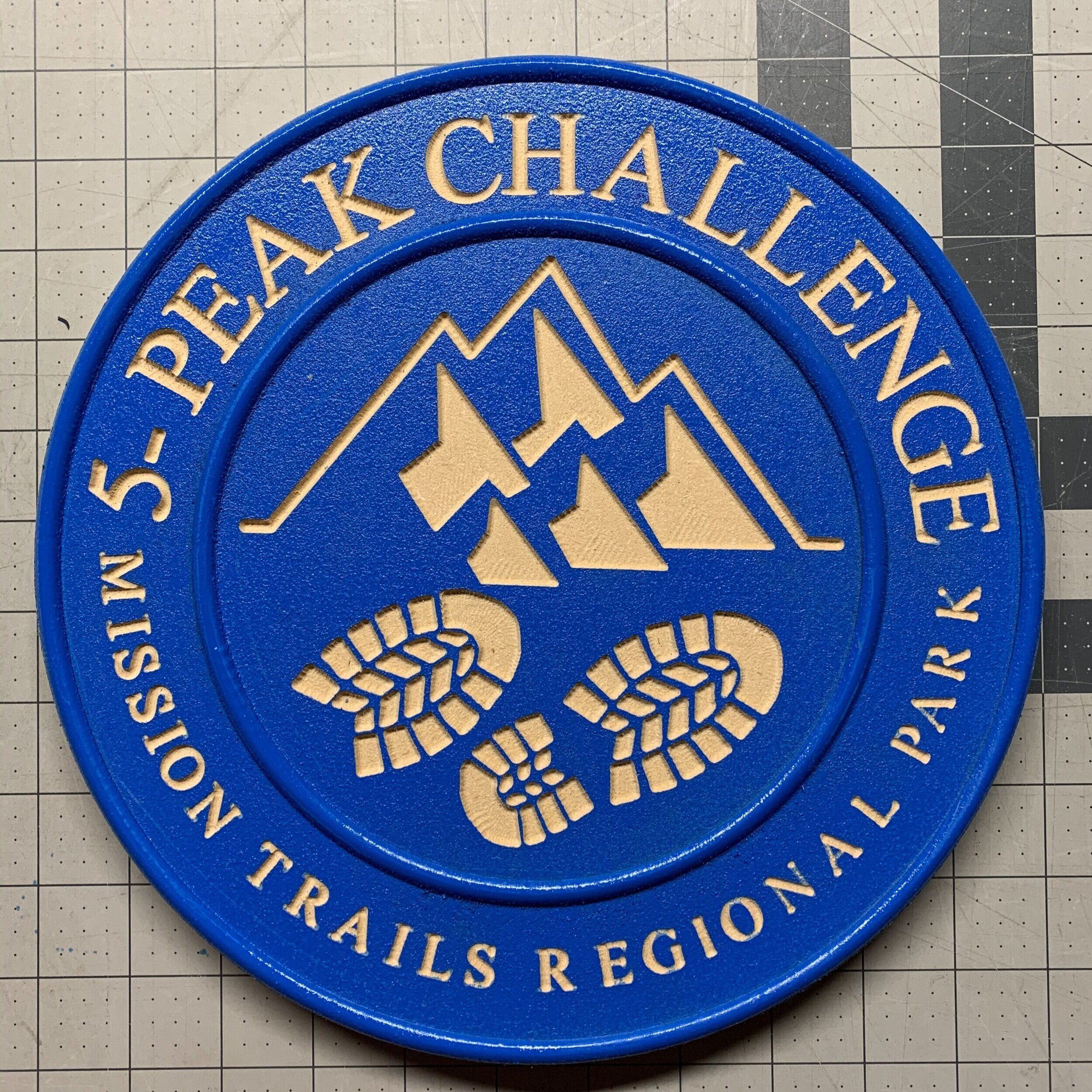 5 Peak Challenge Plaque in blue