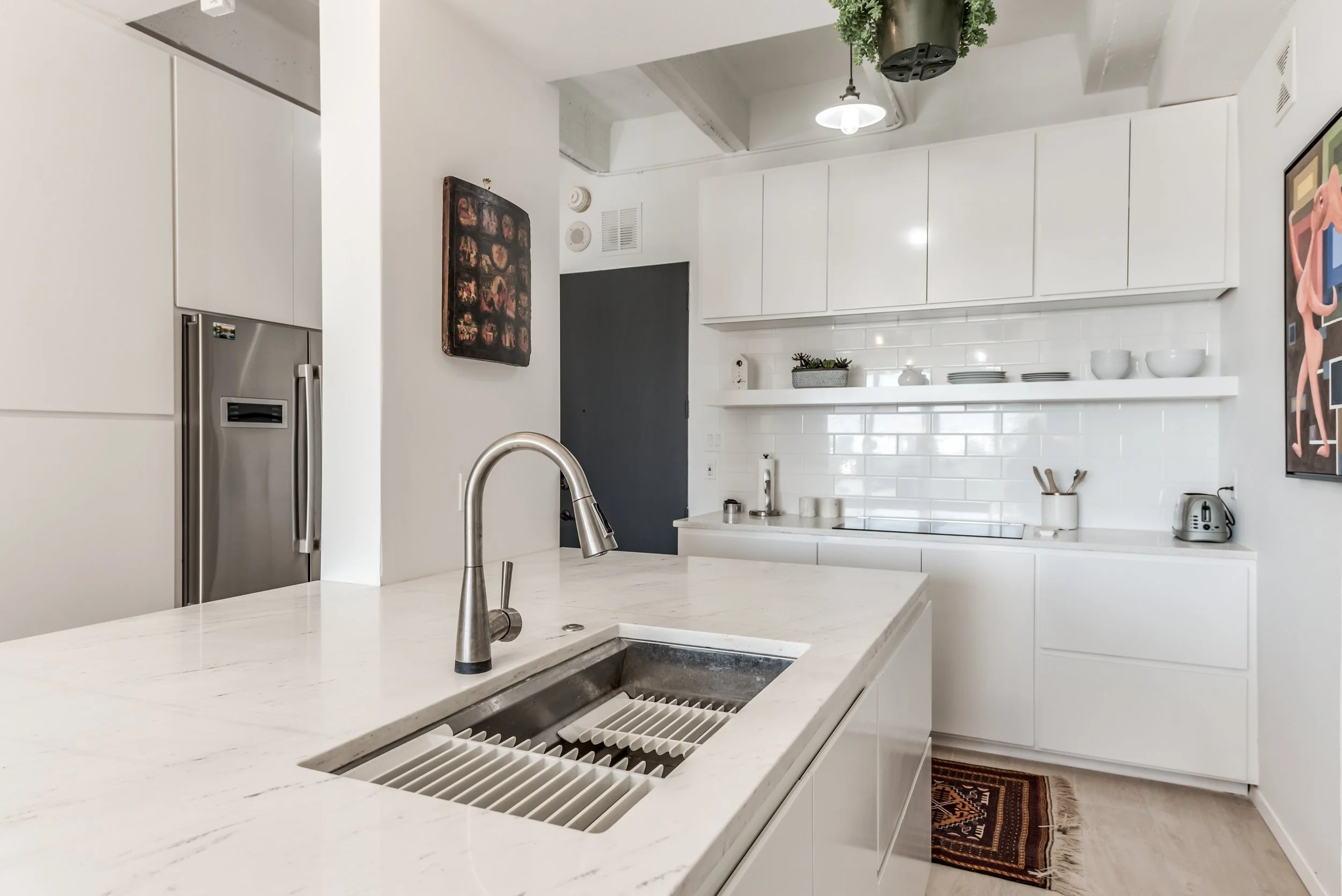 Montrose 3600 703 061BL.JPG