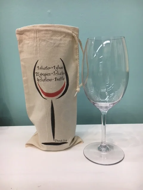 ToteWine-Sunde-SmileyWineGlass.jpeg