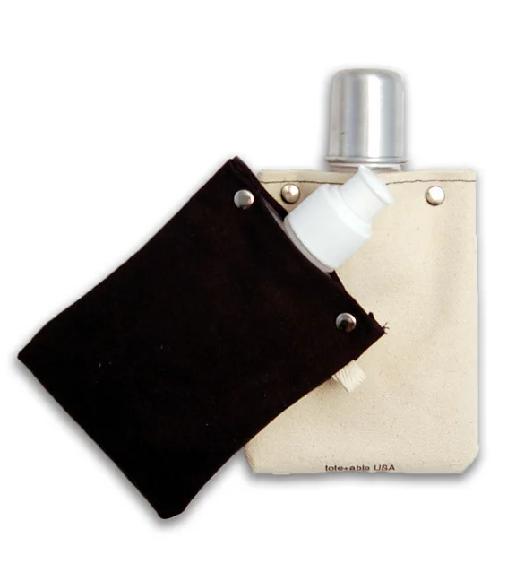 detail_flask_blackcanvas_576x648.jpg