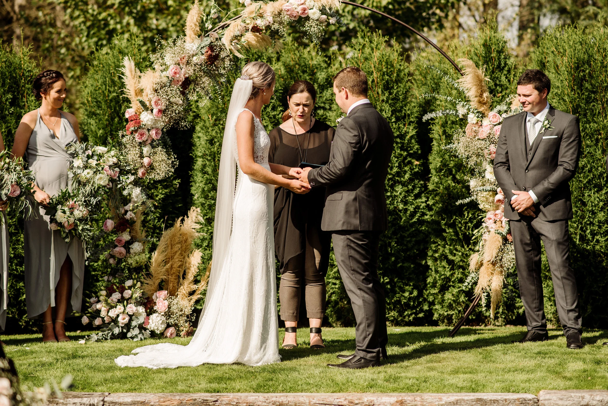 Ashleigh & Phil Johanna Macdonald.jpg