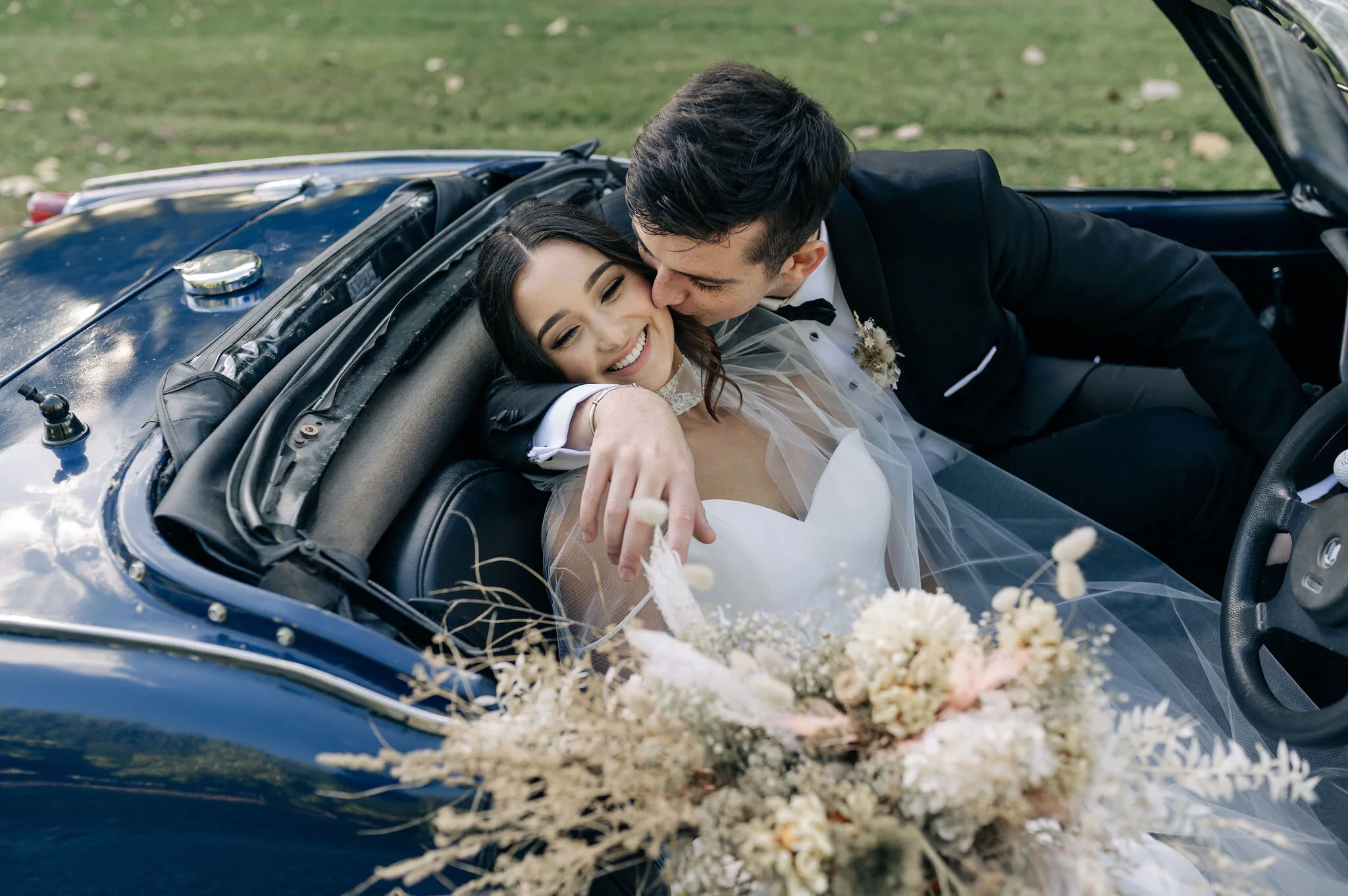 Sun-soaked Central Elopement by Nicole Gourley