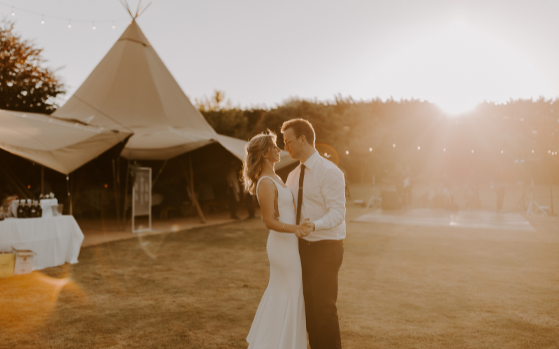 Element Tipis