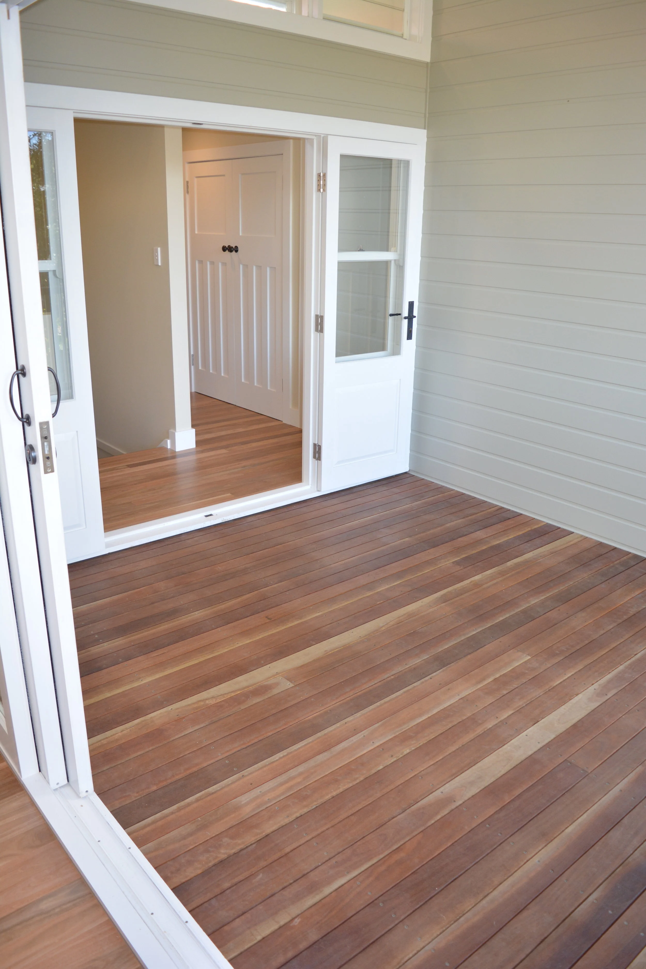 Spotted gum 90mm.JPG