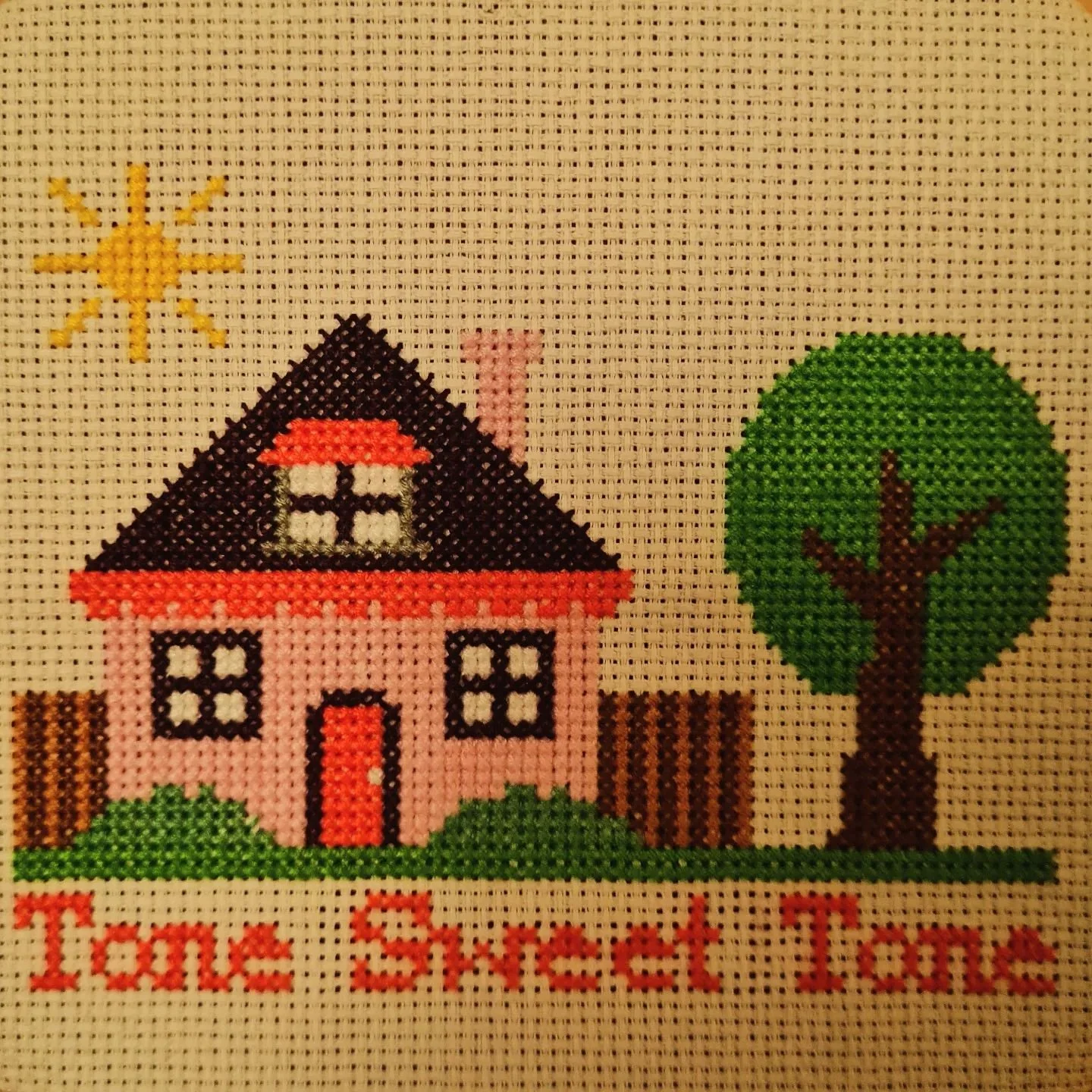 Felt the need to share this little gem that makes us feel at tone each and every day
Artz by @guacamole_b