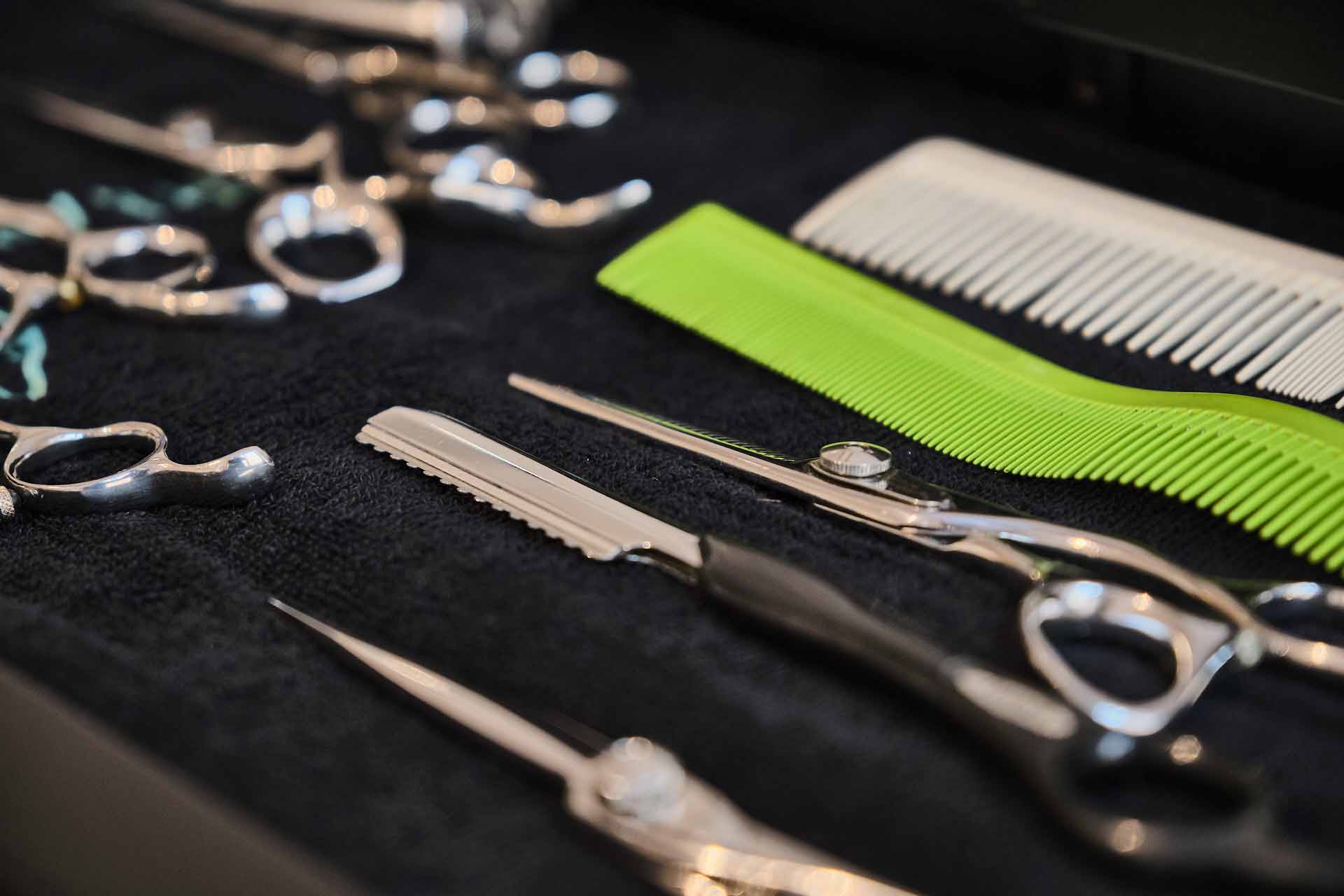 mizutani+schere+curveo+friseur+kamm+tools+urban+alchemy+friseur+wien+newflag+concept+store+dvt+gingerlemon.jpg