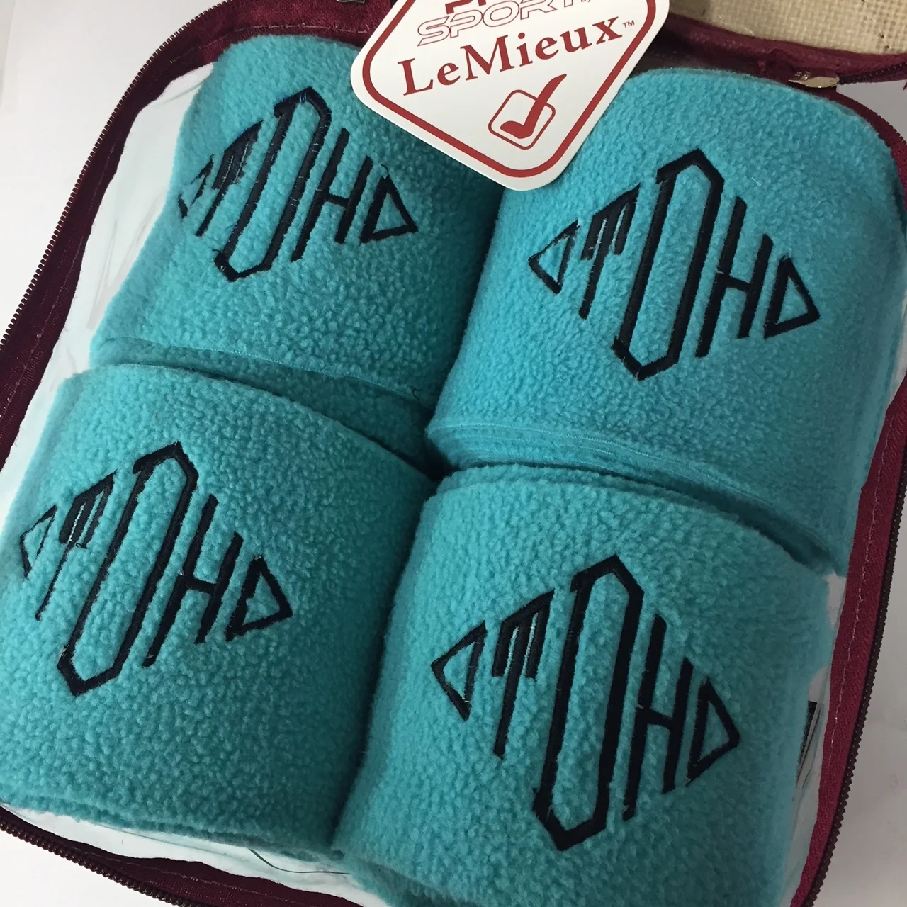 le_mieux_personalised_fleece_bandages_tplequestrian.JPG